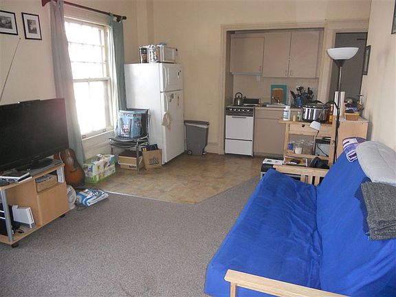 #5 - Living Room/Kitchen