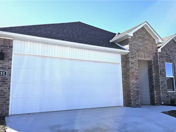 4151 Blossom Ave, Springdale, AR 72764