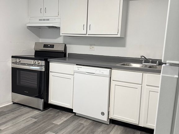 2nd image of 6238 Eastridge Dr #1