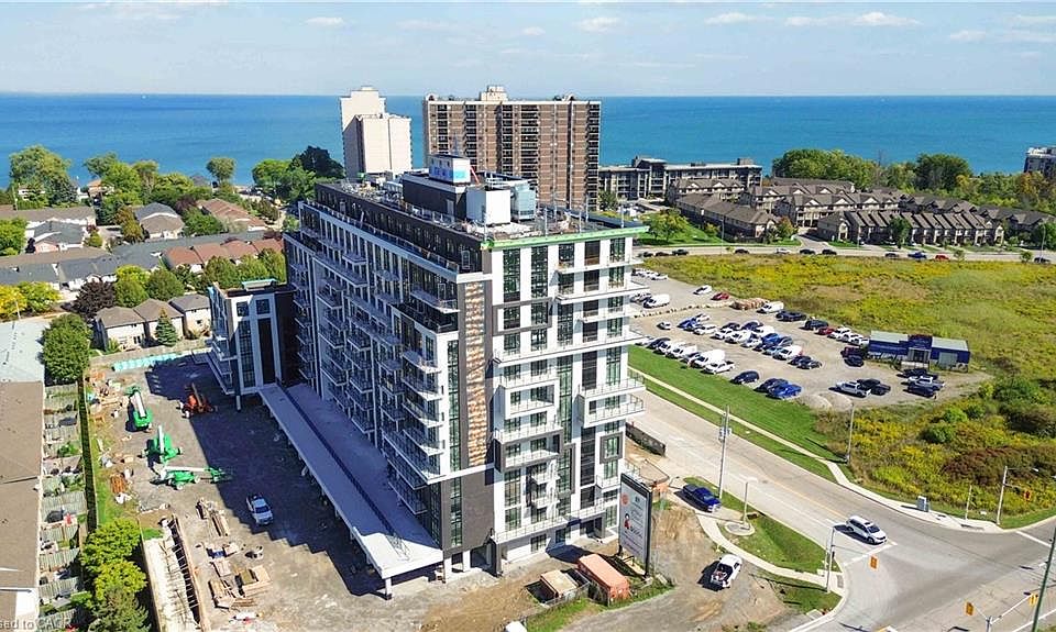 1st image of 461 Green Rd #1018