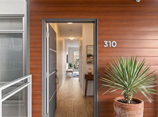 91 Chapel St Unit 310, Nanaimo, BC V9R 0J3