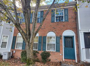 2048 Charles Ct #2048, Mahwah, NJ 07430