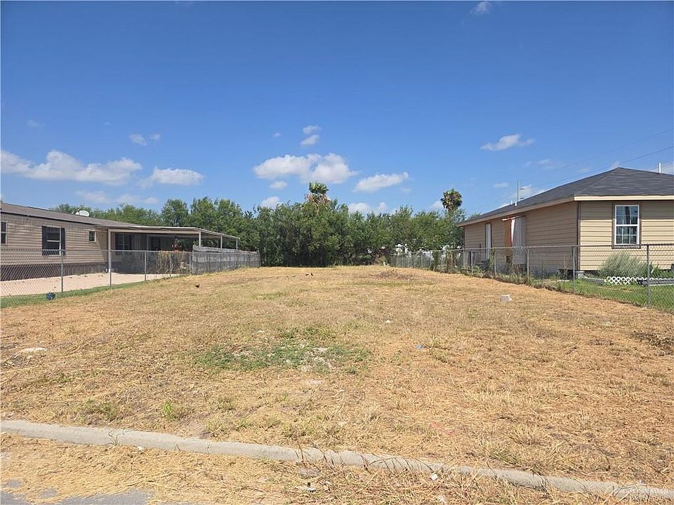 2nd image of 5113 La Cima Dr