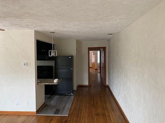 4th image of 3851 Washburn Ave