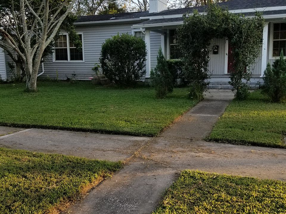 From curb on Demedici Ave.