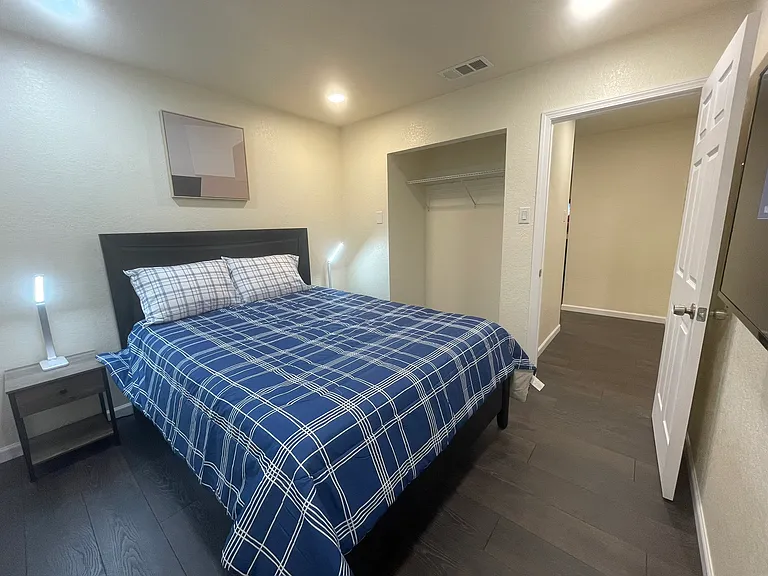 6807 Bender Dr — Photo 21