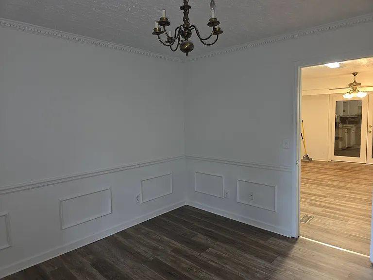 5678 Miller Ct — Photo 8