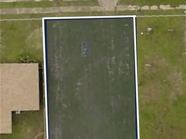 4835 Bright Dr, New Orleans, LA 70127