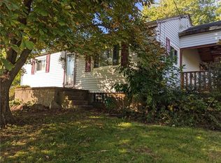 83 Ginger Hill Rd, Finleyville, PA 15332