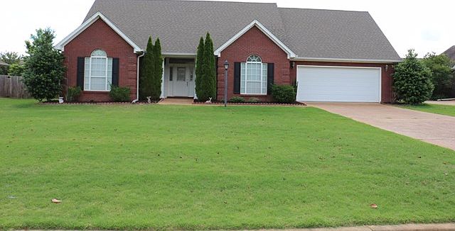 1st image of 911 Bonnie Blue Dr