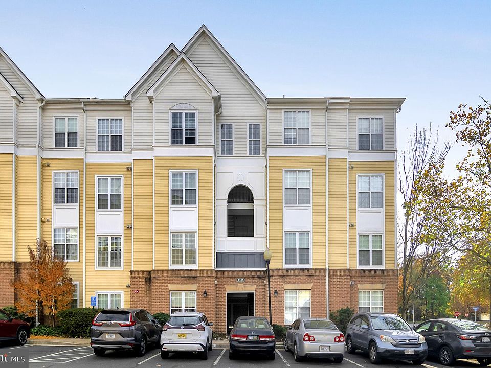 1st image of 2105 Highcourt Ln APT 201