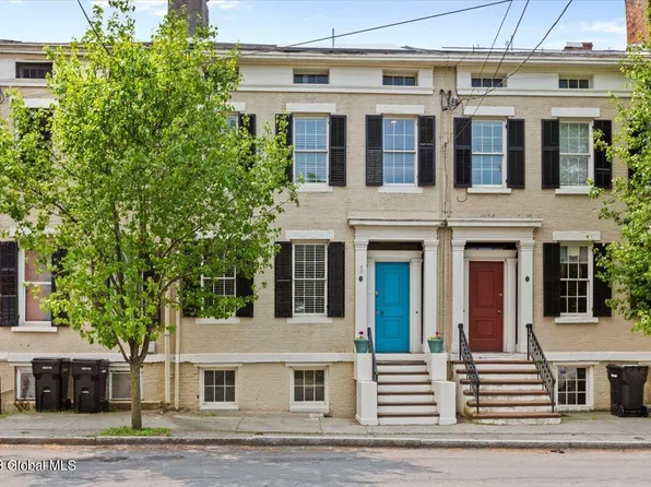 3 Franklin Place, Troy, NY 12180