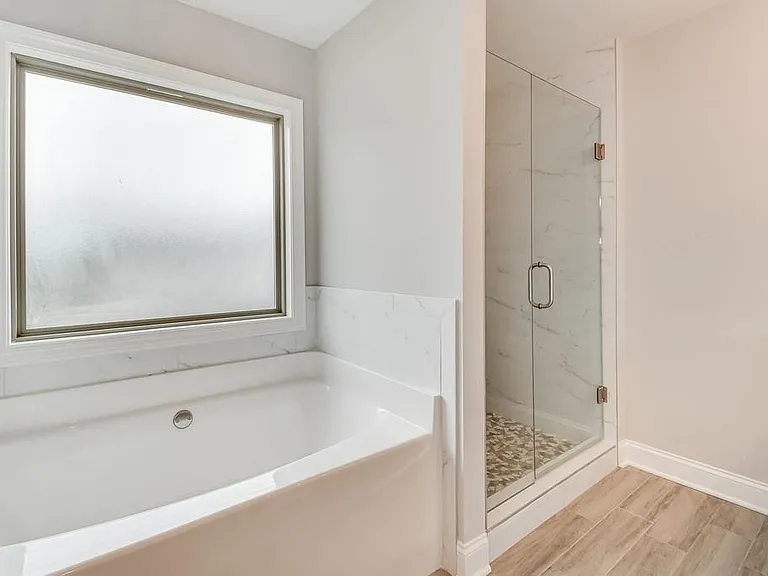 35 Sudderth St — Photo 6