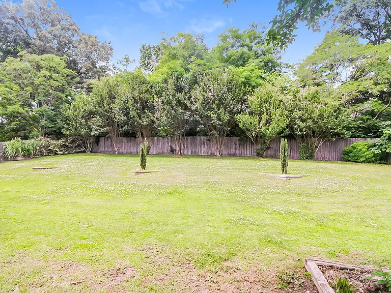 2382 Bethany Dr — Photo 15