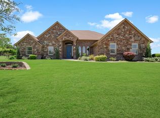 201 Sandstone Ln, Weatherford, TX 76085