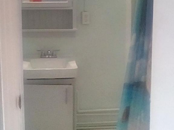 4th image of 2354 15th Ave