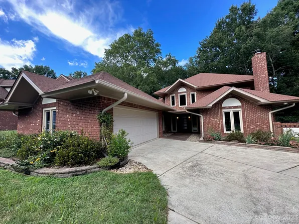 5105 Hunt Stand Ln, Charlotte, NC 28226
