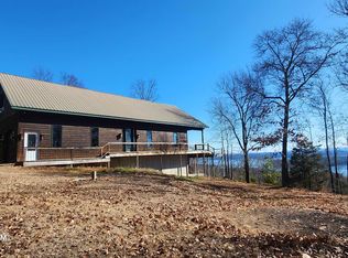 911 Woodlawn Dr, Fairfield Bay, AR 72088