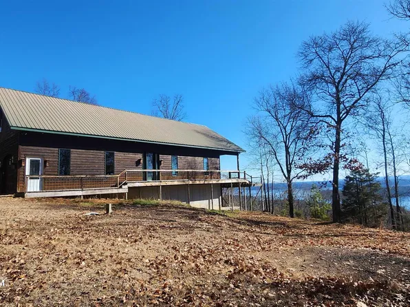 911 Woodlawn Dr, Fairfield Bay, AR 72088