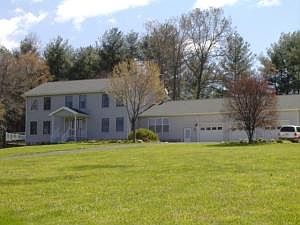 1st image of 820 Mission Dr
