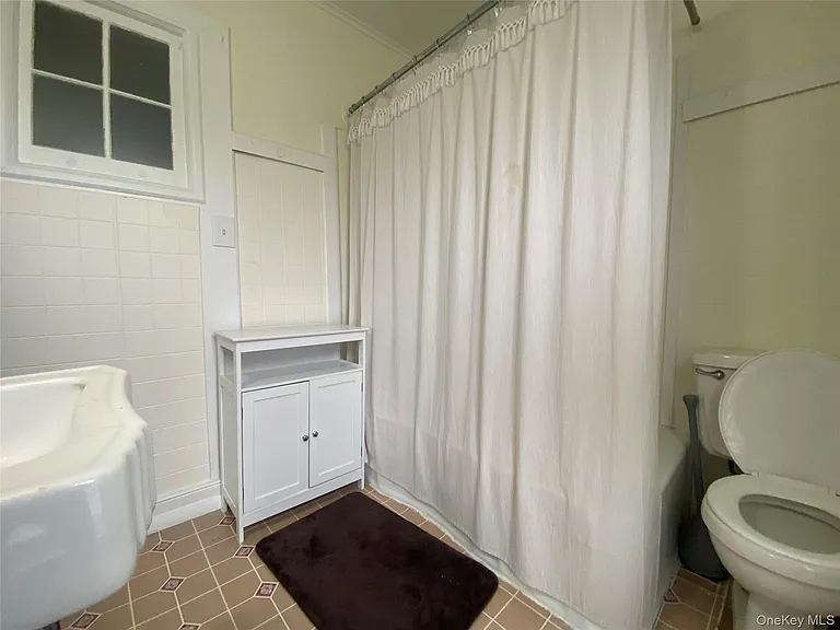 94 Sanfordville Rd #4 — Photo 7