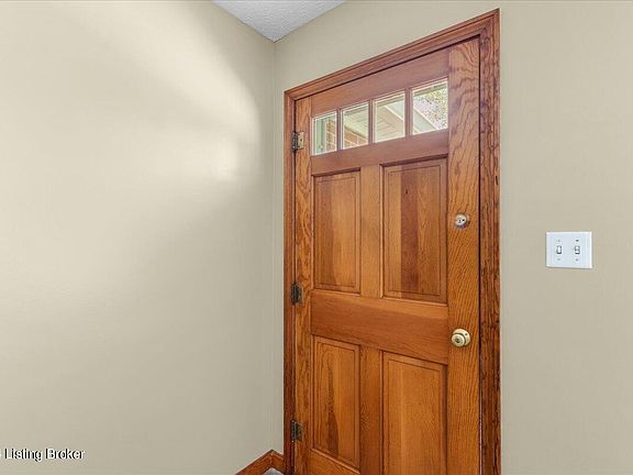 5th image of 216 N Main St