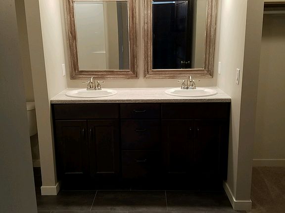 4th image of 213 Howard Dr