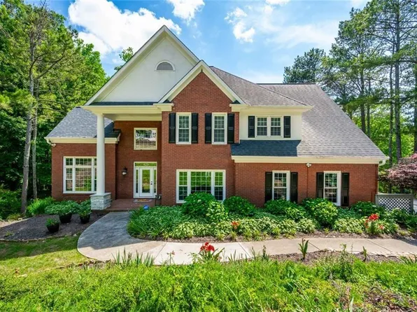 585 Kensington Farms Dr, Milton, GA 30004