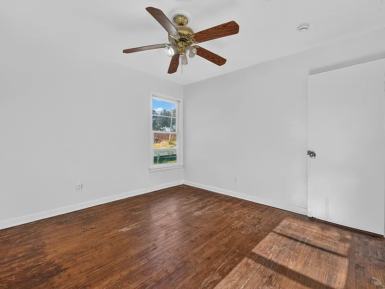 5503 Van Natta Ln — Photo 6