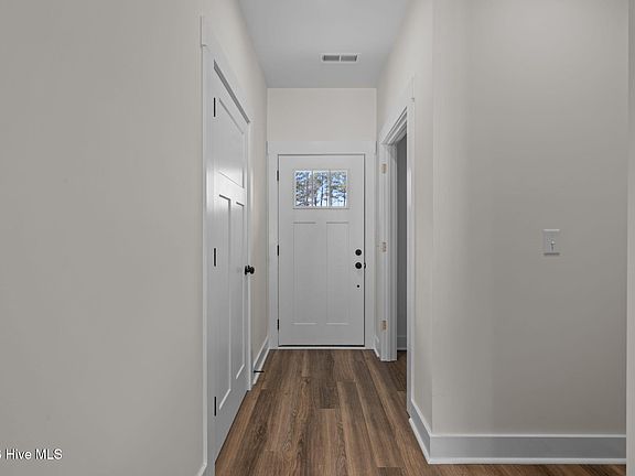 5th image of 107 Maple Court