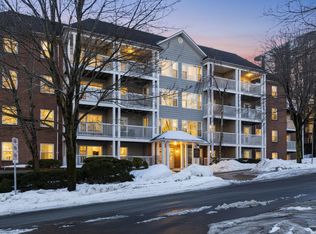 5230 Tobin St #209, Halifax, NS B3H 1S2