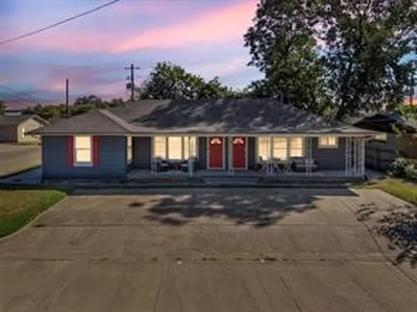 201 S Jones St, Granbury, TX 76048