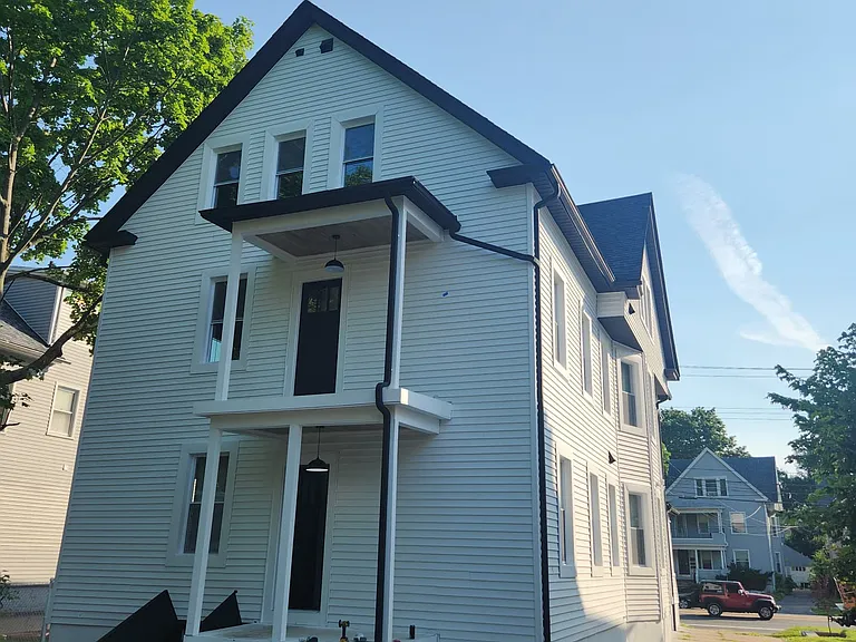 622 Whalley Ave — Photo 6