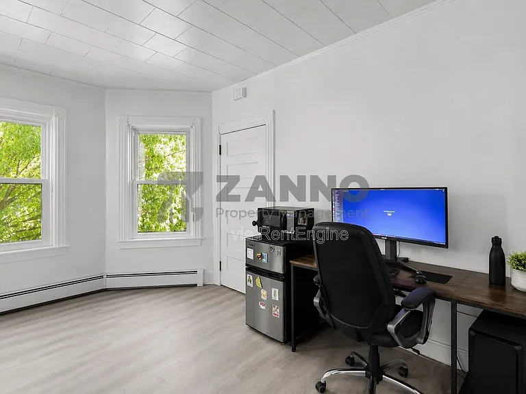 55 Potter St #2 — Photo 12
