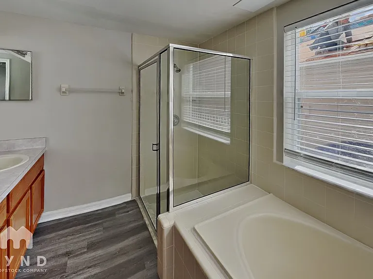 8655 Wellington Loop — Photo 14