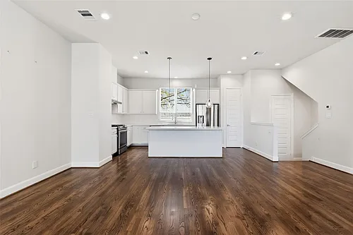 3024 Charline Ave Photo 1
