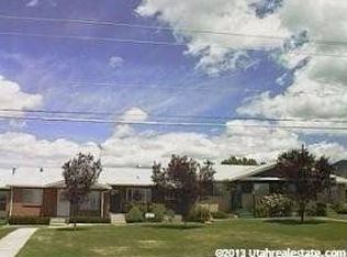916 Country Hills Dr, Ogden, UT 84403