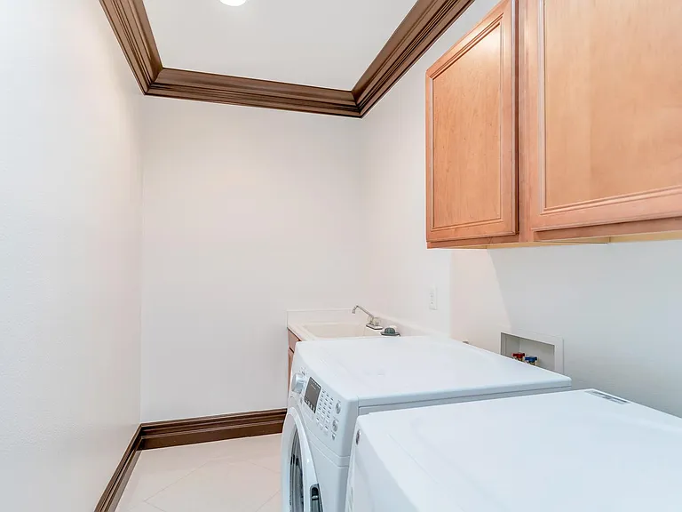11392 Rancho Portena Ave — Photo 20
