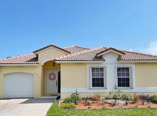 15710 SW 80th Ln, Miami, FL 33193