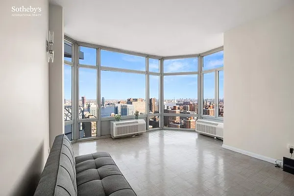 Rented by Sotheby's International Realty | media 16