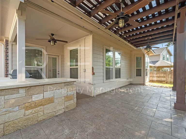 227 Choke Canyon Ln — Photo 38