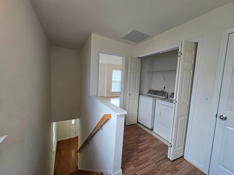 9804 Blackwell Dr — Photo 8