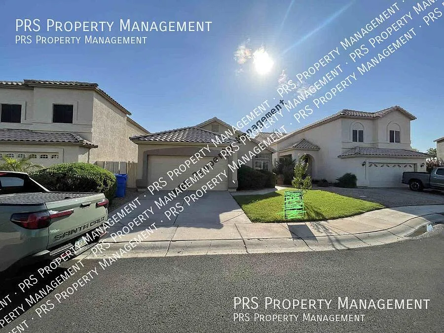 Gilbert Home Ready for a Quick Move In!! — Photo 1