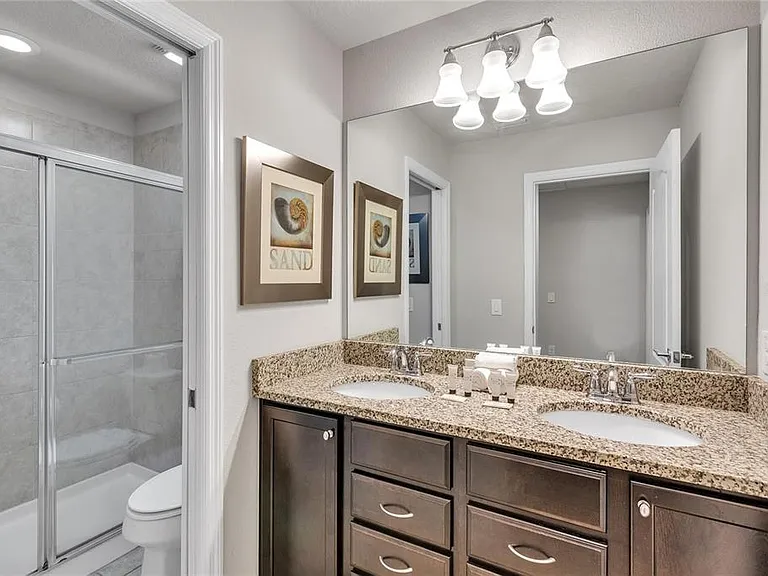 8916 Rhodes St — Photo 20