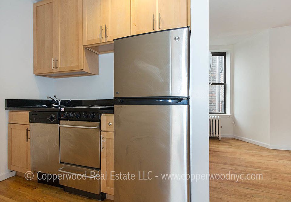 1st image of 315 E 84th St APT 27