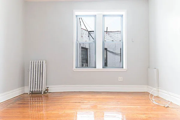 Rented by Quintess Real Estate LLC | media 9