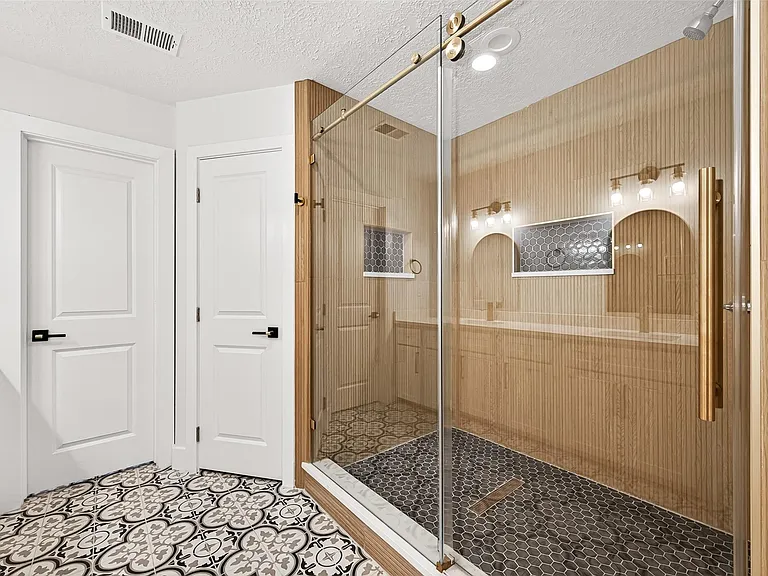 2730 Blue Glen Ln — Photo 36