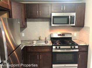 70 Union St APT 11, Methuen, MA 01844