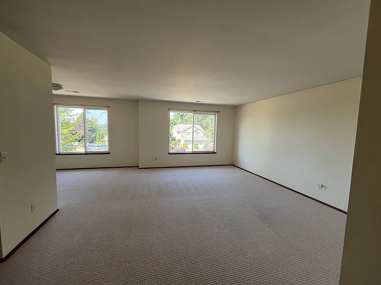 2608 Kentucky St — Photo 9