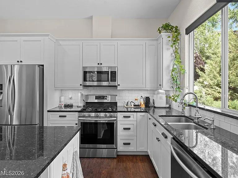 1610 Box Canyon Dr — Photo 13